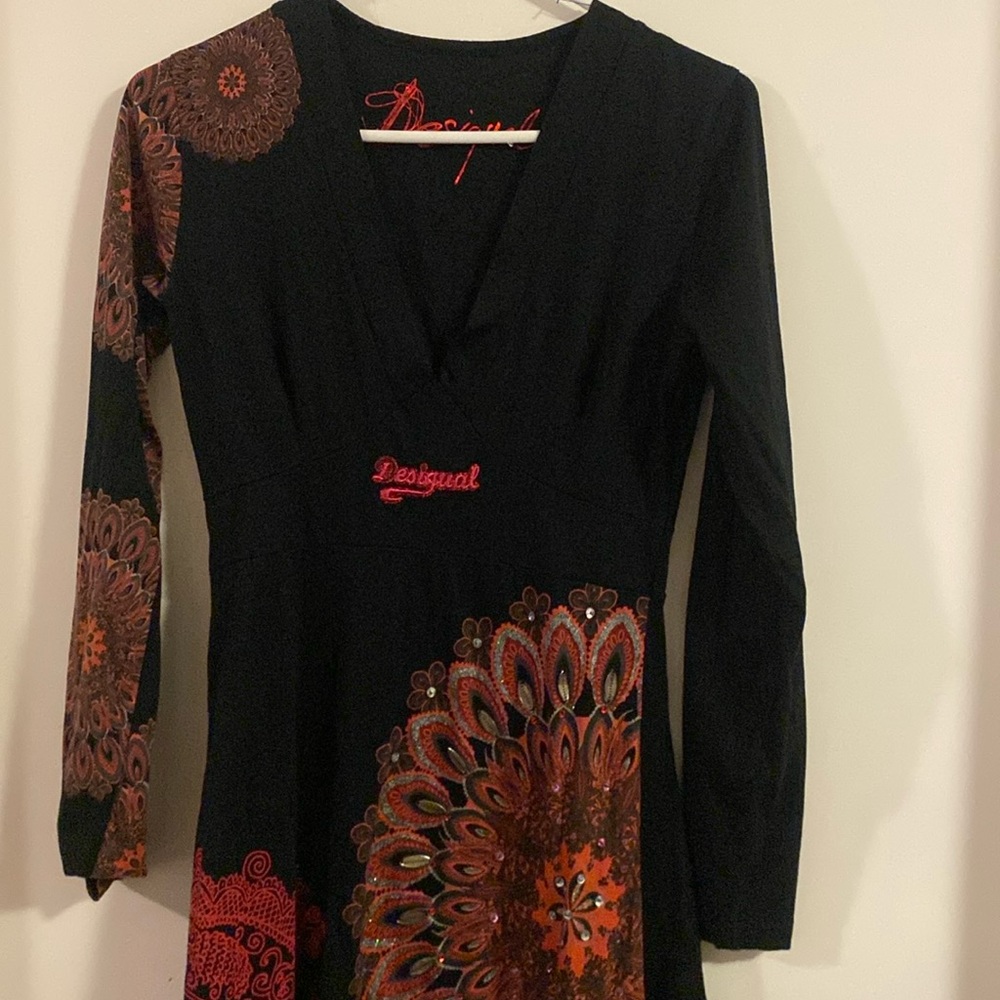 Color black in good condition